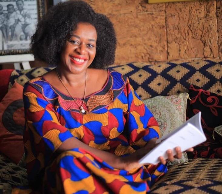 YOLANDE ELEBE MA NDEMBO, la poétesse qui met des mots sur les douleurs du Congo